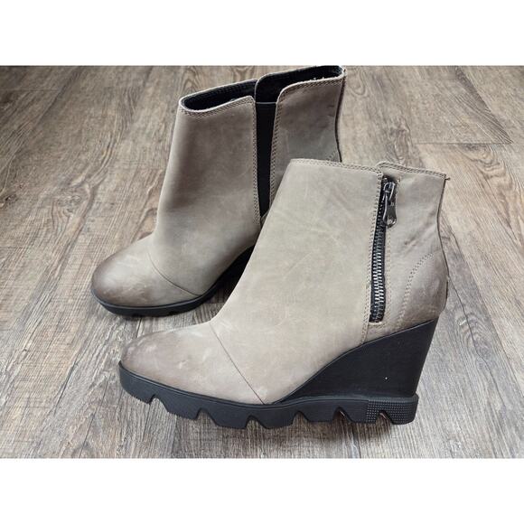 SOREL Joan Uptown Zip Bootie Khaki Waterproof Leather Wedge Ankle Boots 9 - Picture 1 of 9